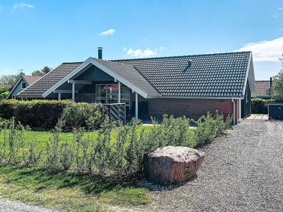 10 Person Holiday Home In Juelsminde Sonderby  Exterior foto