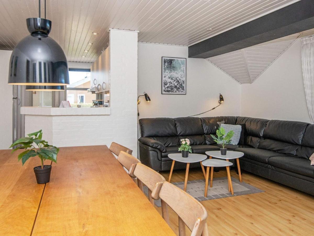10 Person Holiday Home In Juelsminde Sonderby  Exterior foto